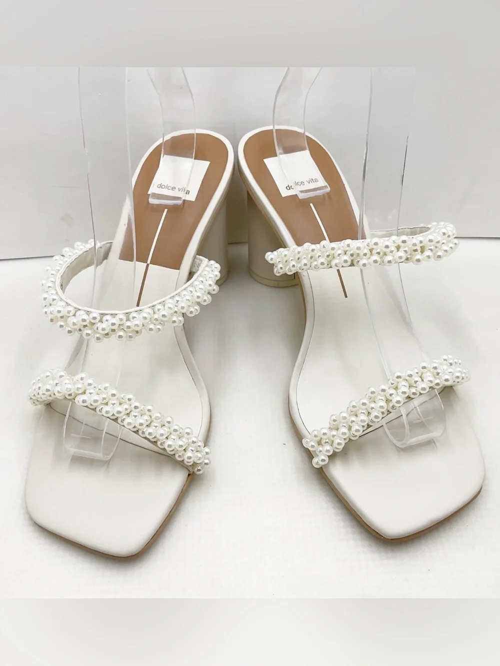 🆕{Dolce Vita} Noel Vanilla Pearls Sandals